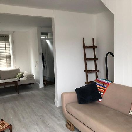 Cosy Two Bedroom House In Beautiful 拉伊 外观 照片