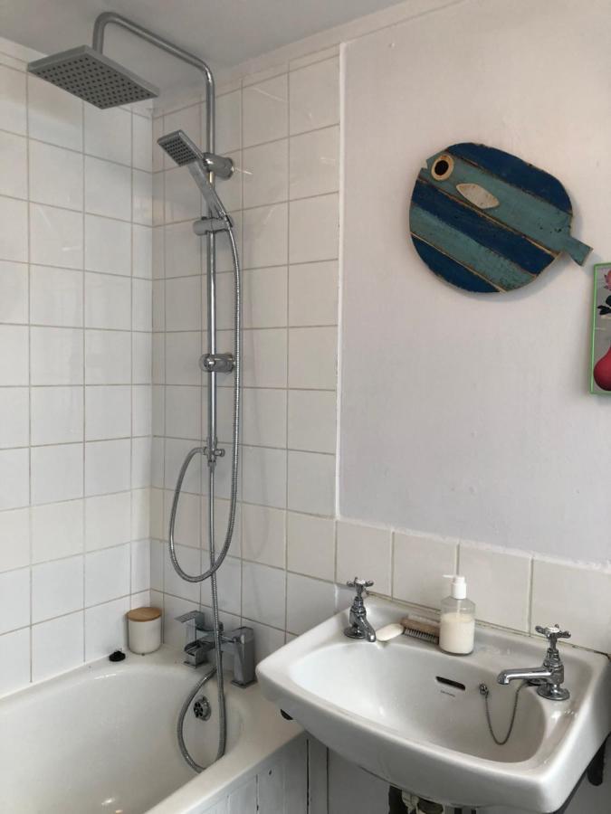 Cosy Two Bedroom House In Beautiful 拉伊 外观 照片